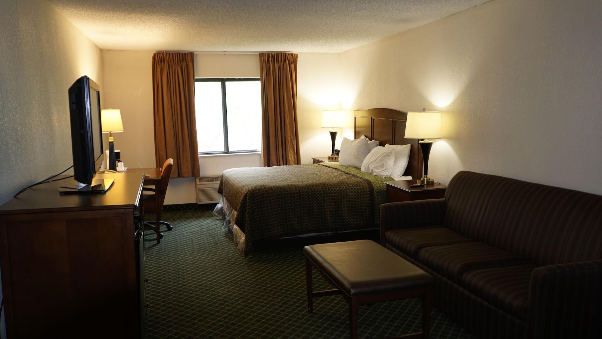 Days Inn By Wyndham Topeka Esterno foto